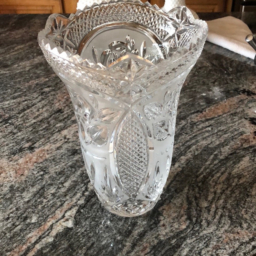 Vase - Picture 2 of 2